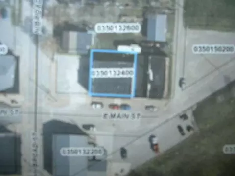 104 E Main St, Bremen, OH 43107