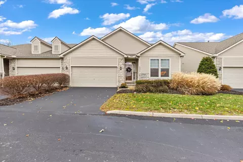 5996 Coventry Bend Dr, Hilliard, OH 43026