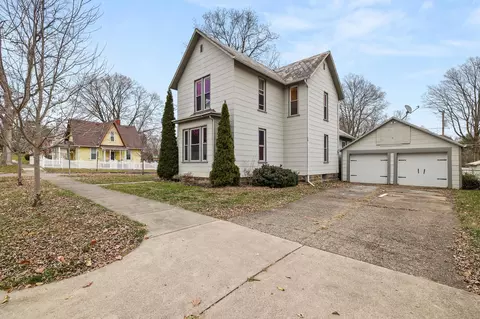 608 N Gay St, Mount Vernon, OH 43050