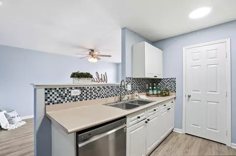 Kitchen - 343 Pristine Path, Blacklick, OH 43004 photo 2 of 5