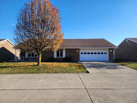 363 Harrington Dr, London, OH 43140