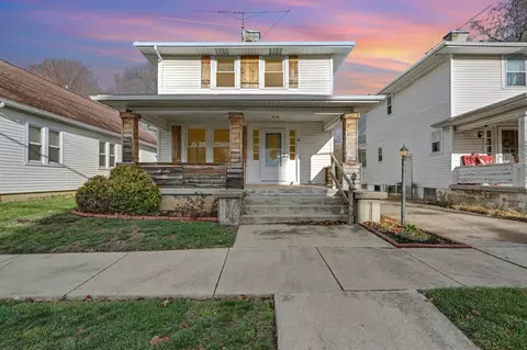 10 E Jamestown St, South Charleston, OH 45368