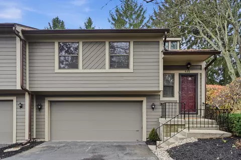 630 Hidden Valley Ct, Fairborn, OH 45324