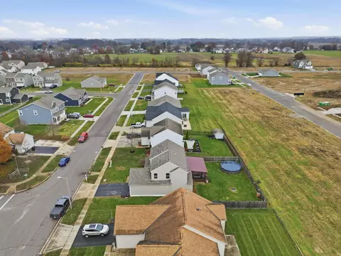 View/Area - 1480 Shagbark St, Circleville, OH 43113 photo 3 of 7