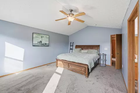 Bedroom - 1480 Shagbark St, Circleville, OH 43113 photo 2 of 9