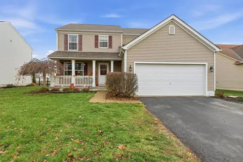 Exterior - 1480 Shagbark St, Circleville, OH 43113 photo 2 of 8