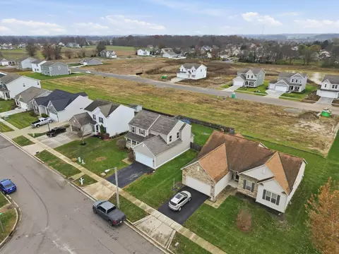 View/Area - 1480 Shagbark St, Circleville, OH 43113 photo 5 of 7
