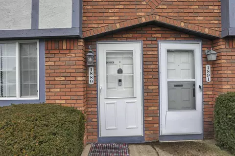 1889 Slaton Ct, Columbus, OH 43235