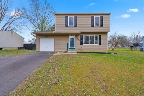 321 Sycamore Dr, Pickerington, OH 43147