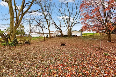 Exterior - 449 Watt St, Circleville, OH 43113 photo 6 of 6