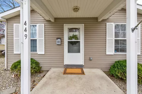 Exterior - 449 Watt St, Circleville, OH 43113 photo 2 of 6