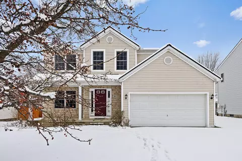 60 Gala Ave, Pataskala, OH 43062