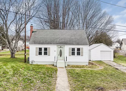 132 Stanley St, Utica, OH 43080
