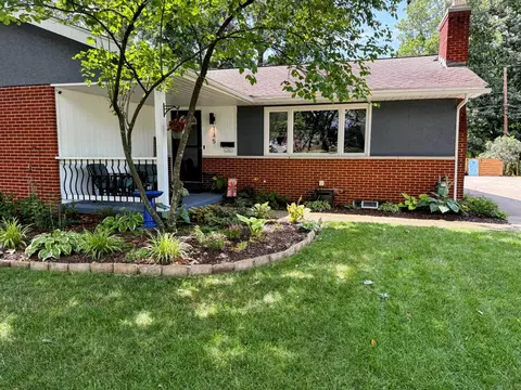 135 Serran Dr, Columbus, OH 43230