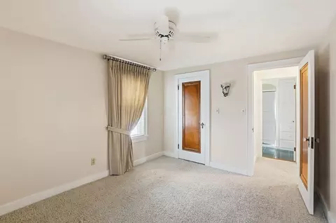Bedroom - 555 E Weber Rd, Columbus, OH 43202 photo 11 of 11