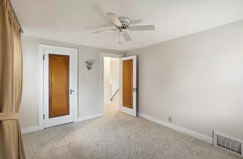 Bedroom - 555 E Weber Rd, Columbus, OH 43202 photo 10 of 11