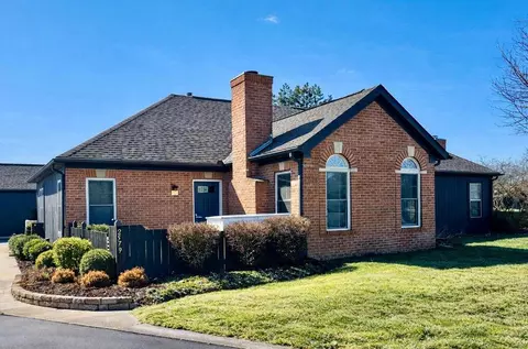 2579 Trotterslane Dr, Columbus, OH 43235