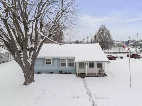 4372 Robin St, Grove City, OH 43123