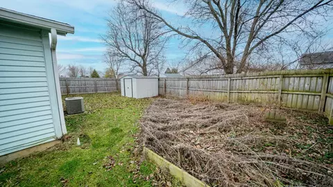 Exterior - 2585 Millview Dr, Columbus, OH 43207 photo 3 of 3