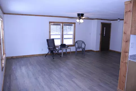 Living - 69265 Us Highway 50, Mcarthur, OH 45651 photo 1 of 2