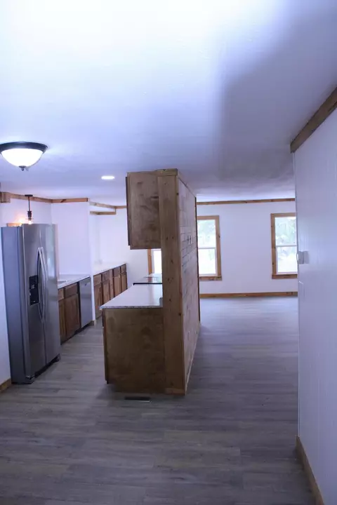 Entry Way - 69265 Us Highway 50, Mcarthur, OH 45651 photo 3 of 3