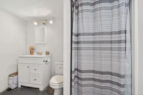 Bath - 501 E North St, Mcarthur, OH 45651 photo 2 of 2