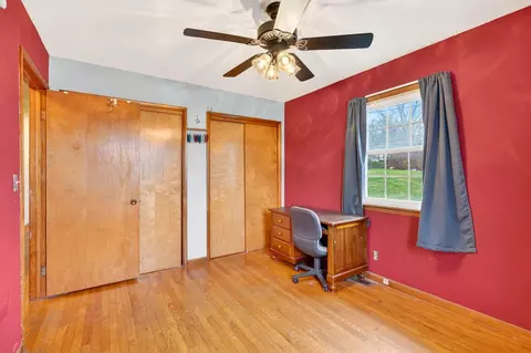 Bedroom - 501 E North St, Mcarthur, OH 45651 photo 3 of 5