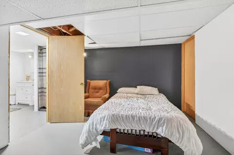 Bedroom - 501 E North St, Mcarthur, OH 45651 photo 5 of 5