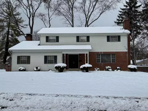 2752 Folkstone Rd, Columbus, OH 43220