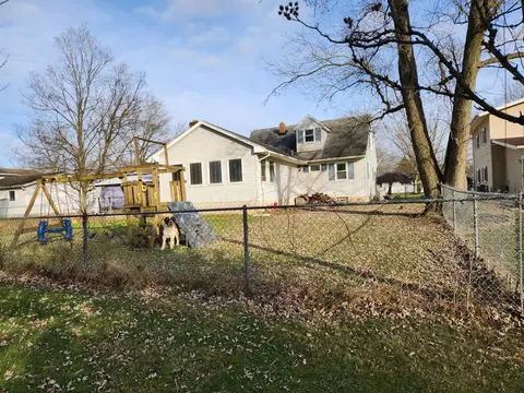 Exterior - 357 Sabo Dr, Mansfield, OH 44905 photo 4 of 7