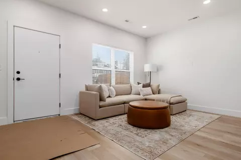 547 Berkeley Rd, Columbus, OH 43205 photo 6
