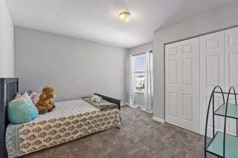 Bedroom - 517 Pagoda Loop, Delaware, OH 43015 photo 5 of 7