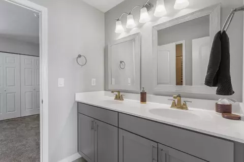 Bath - 517 Pagoda Loop, Delaware, OH 43015 photo 6 of 6