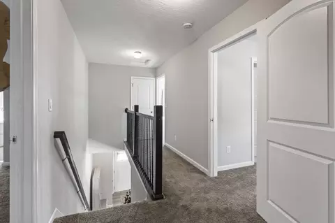 Entry Way - 517 Pagoda Loop, Delaware, OH 43015 photo 5 of 5
