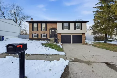 2337 Warfield Dr, Grove City, OH 43123