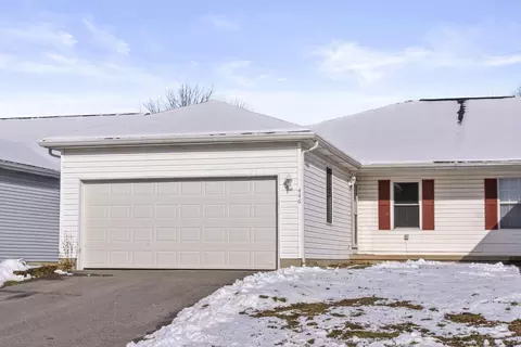 446 Courtland Ln, Pickerington, OH 43147