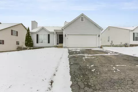 1483 Autumn Dr, Lancaster, OH 43130
