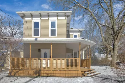 264 W High St, Mount Gilead, OH 43338