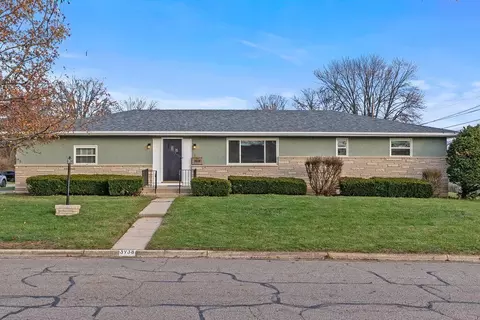 3938 Eisenhower Rd, Columbus, OH 43224