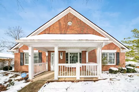 261 Dogwood Ln, Westerville, OH 43082