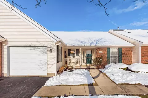 1086 Oak Bay Dr, Galloway, OH 43119