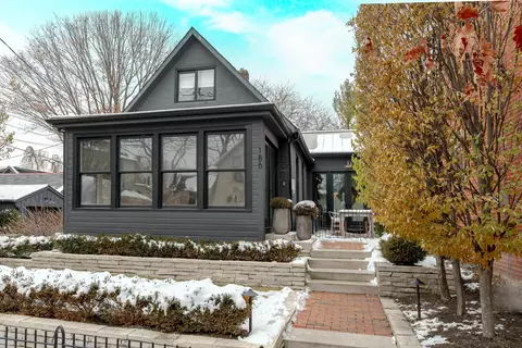 186 E Sycamore St, Columbus, OH 43206