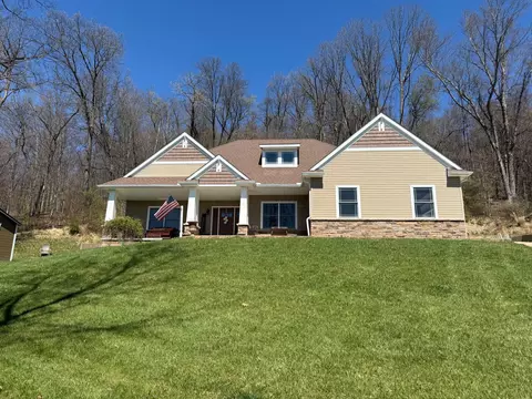 290 Jenna Dr, Newark, OH 43055