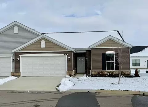 69 Wellesley Dr, Delaware, OH 43015