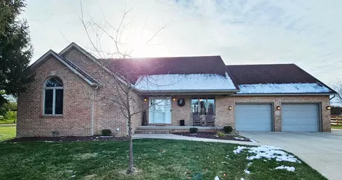 1311 Reservoir Ct, Washington Court House, OH 43160