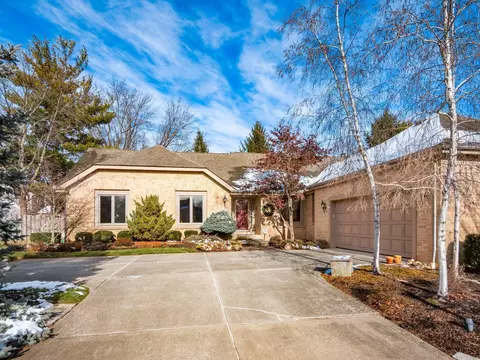 3320 Scioto Run Blvd, Hilliard, OH 43026