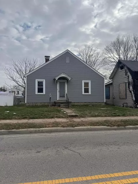 816 N Pierce Ave, Lancaster, OH 43130