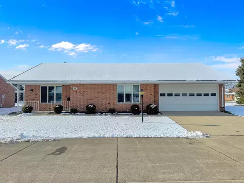 521 Julia St #44, Urbana, OH 43078