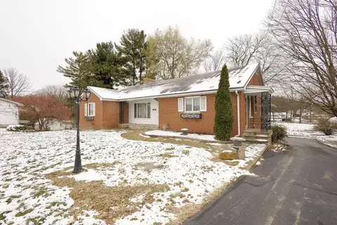 802 Coshocton Ave, Mount Vernon, OH 43050