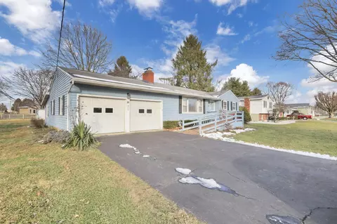 80 Barb Ave, Heath, OH 43056 photo 2